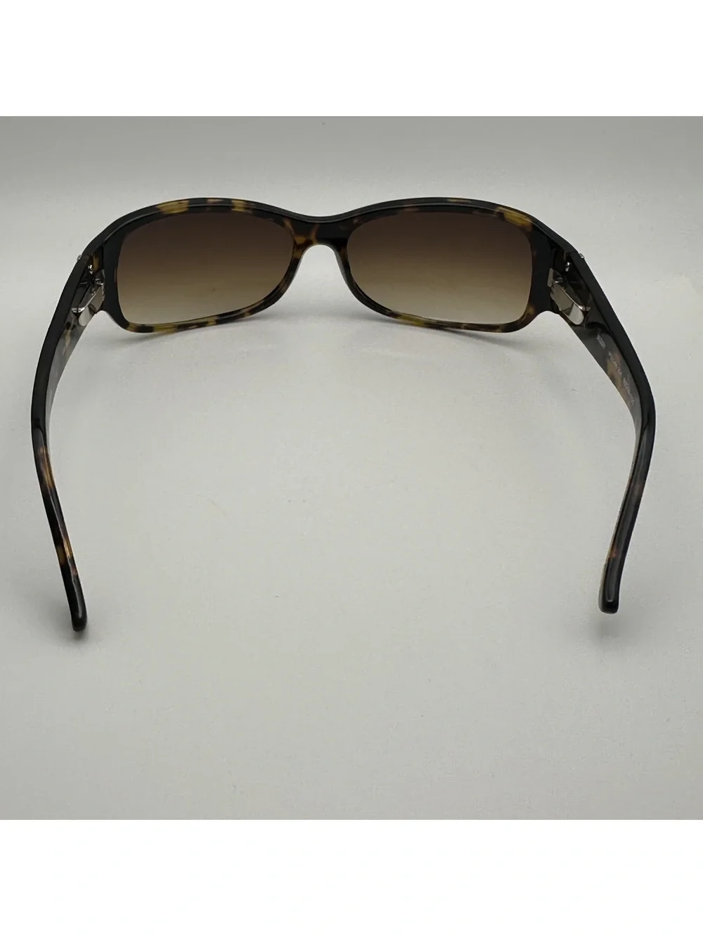 Fossil Jessy Women's Tortoise Shell Sunglasses with Gradient Lenses